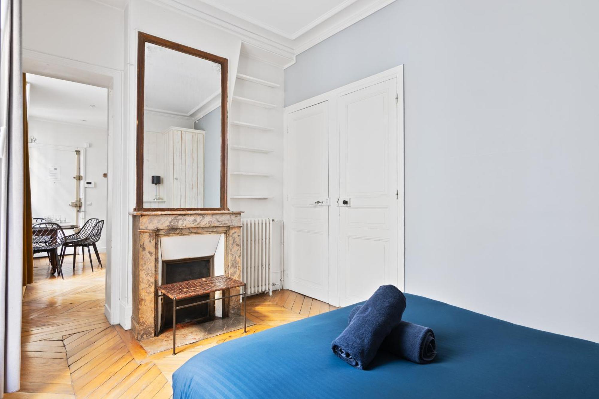 Quartier Champ De Mars Free Netflix Appartement